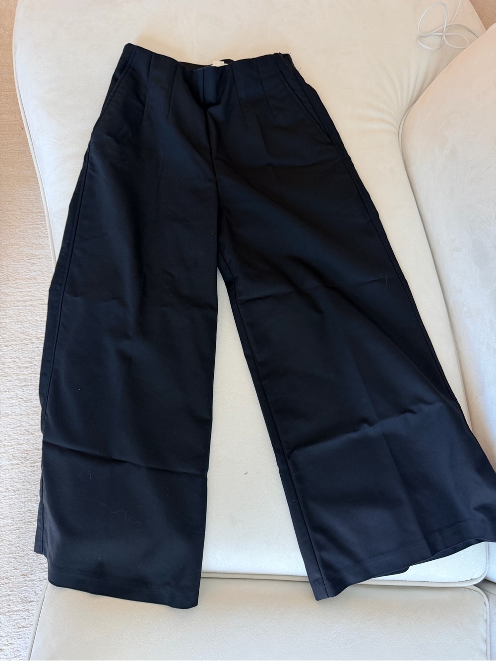 Women’s Wide-Leg Black Pants - Classic Tailored Style